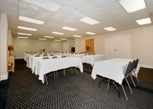 Quality Inn Executive Center Грийнвил Съоръжения снимка